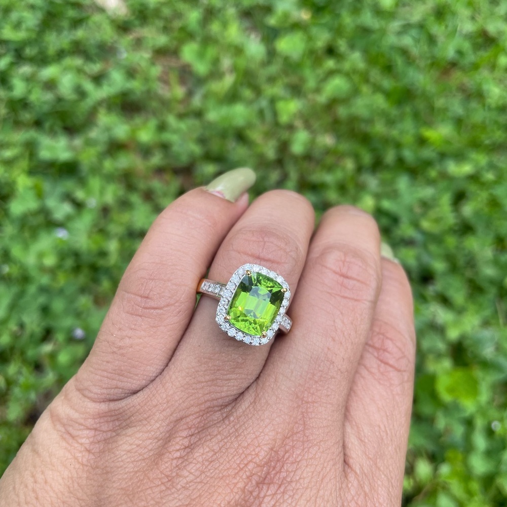 Natural peridot mogok